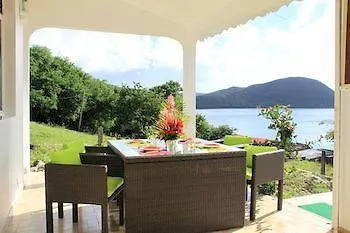 **  Hotel Les Reves Dor à Deshaies Guadeloupe