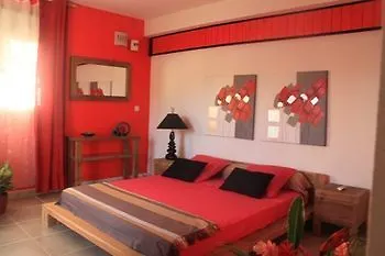 Hotel Les Reves Dor Deshaies 2*,